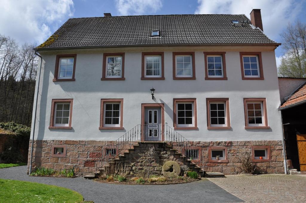 Landgasthof Geiersmuehle Vielbrunn エクステリア 写真