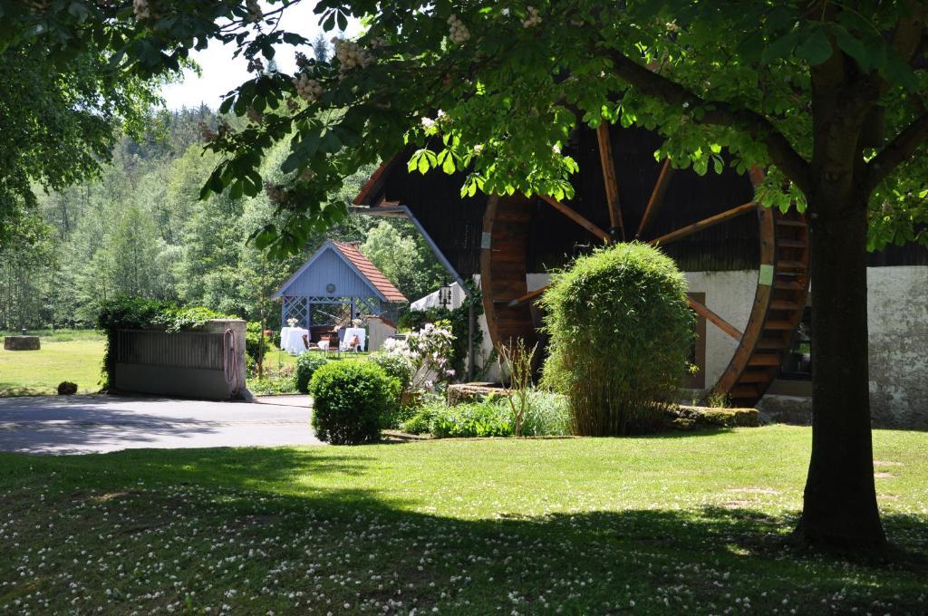 Landgasthof Geiersmuehle Vielbrunn エクステリア 写真